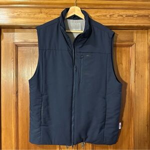 Pac Safe Men's Navy traveling Vest size XL